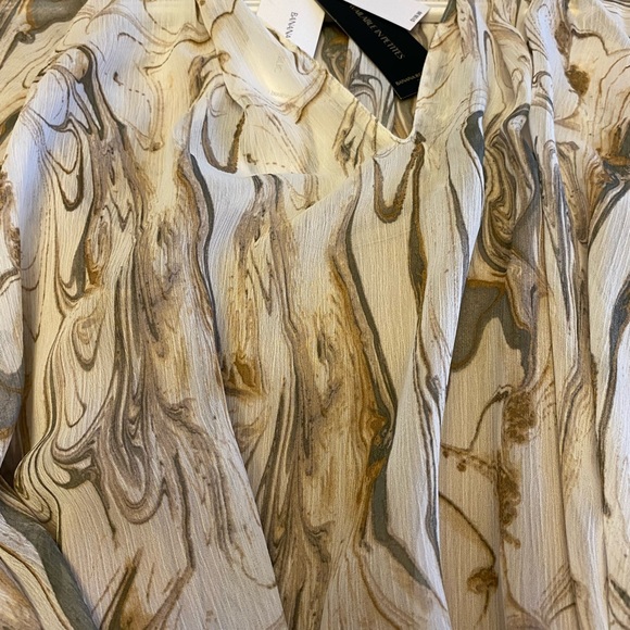 NWT A piece of art - Picture 2 of 7